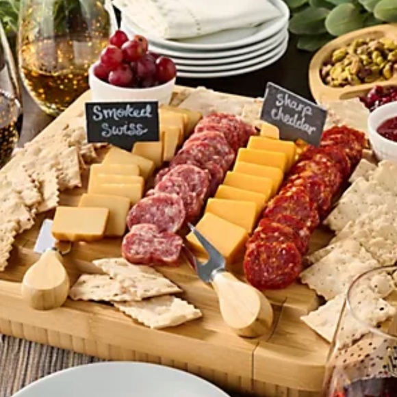 Sergio's 6pc Charcuterie Boards & and Knife Set NWT!! - Picture 4 of 8